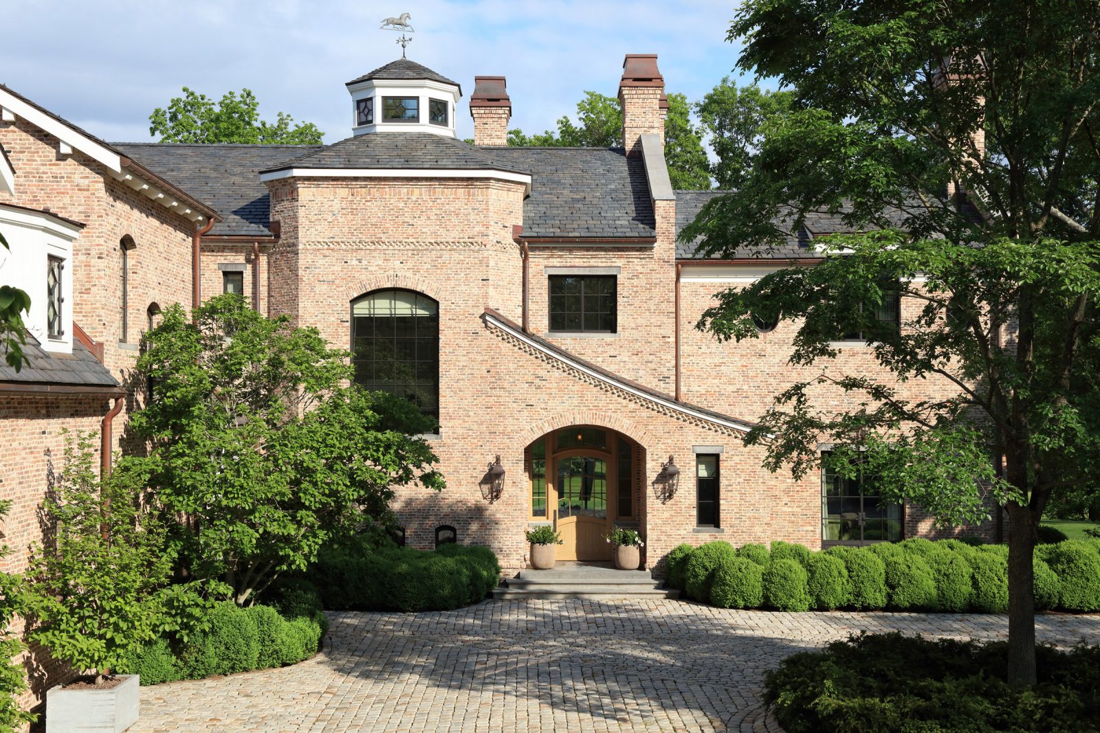 Daily Dream Home Tom Brady's Brookline Mansion