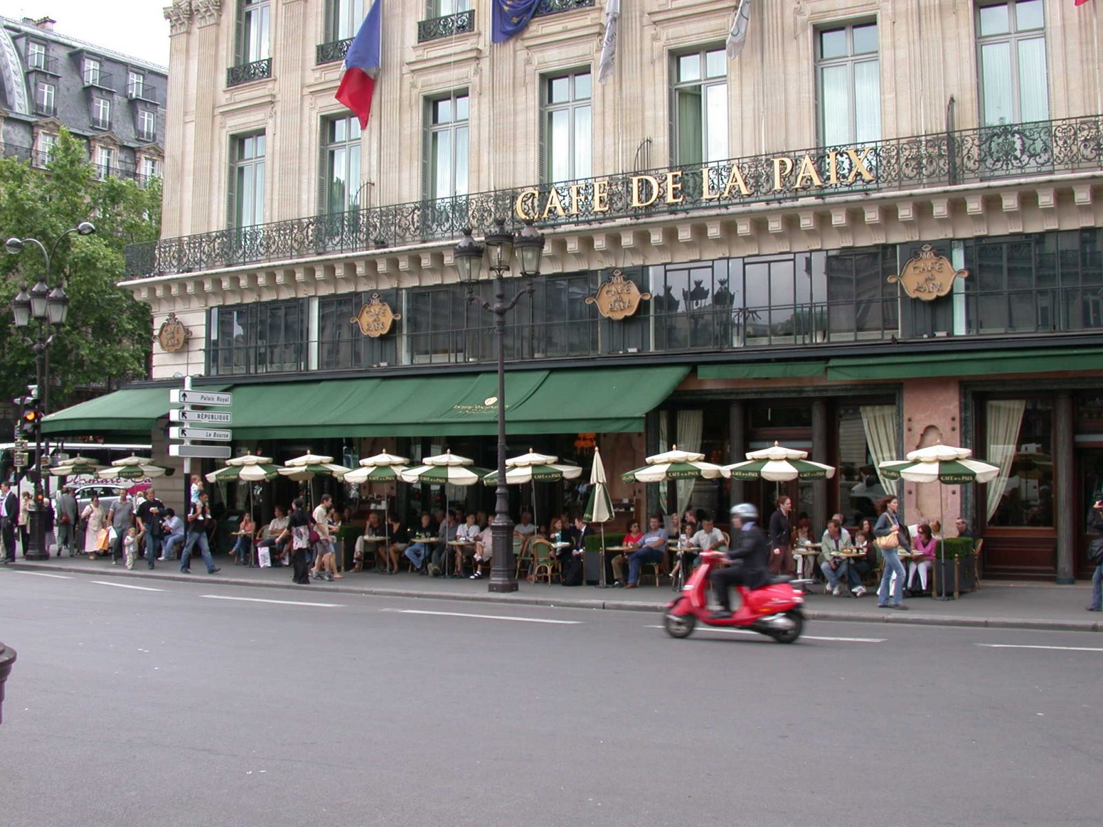 Own A Piece of Paris’s Café de la Paix